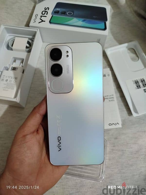 vivo y19s 128/6 جديد  للبيع او البدل السهر نهاااائي 2