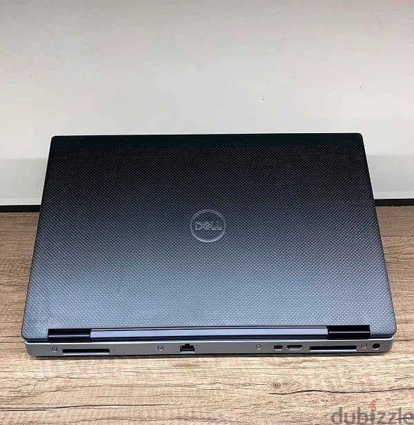 Dell precision 7710 1