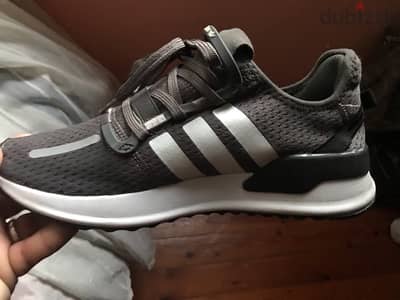 shose adidas running