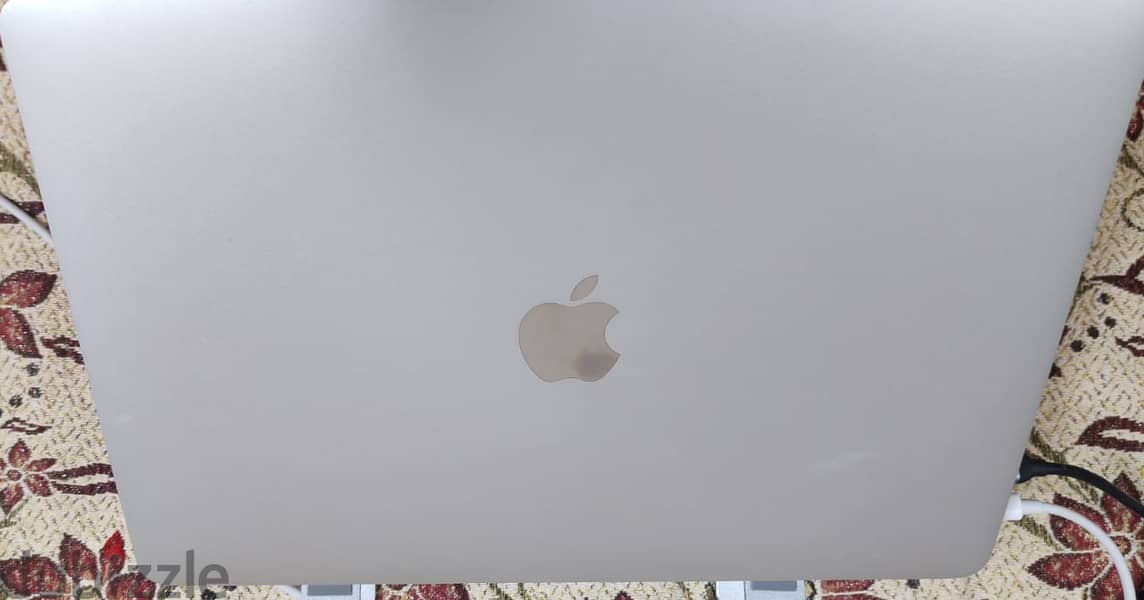 MacBook Pro 2017 13-Inch 1