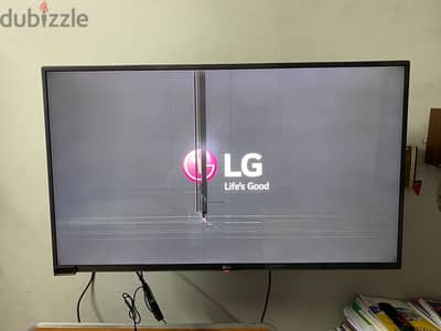 شاشة سمارت LG Smart 42 inch