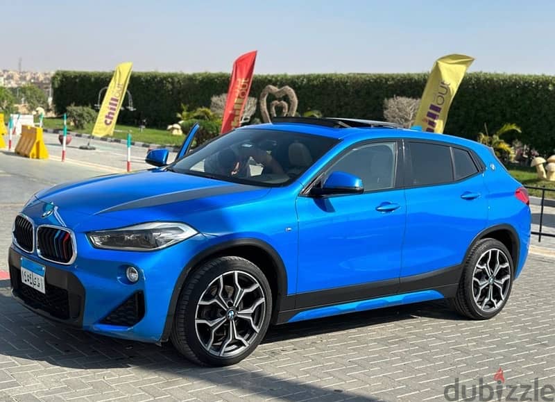 sport line صالون مميز لون مميز  BMW 0