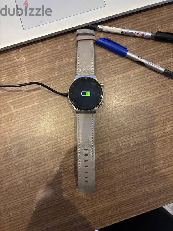 Smart watch (On Watch MA01-ALG-SL) 1