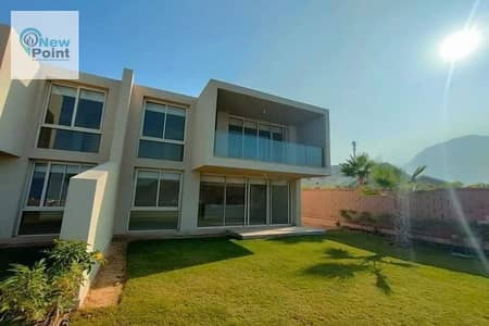 A unique investment opportunity with a 5% down payment, a fully finished 175 m2 chalet with a garden and a sea view in Ain Sokhna