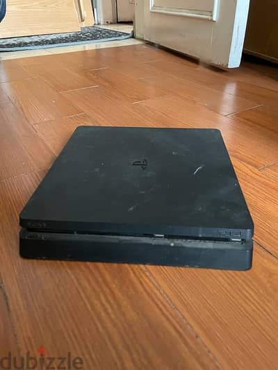 ps4 slim with one controller