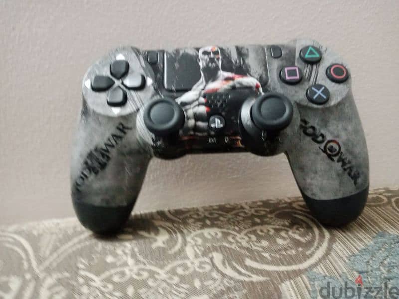 controller of PlayStation 4 مستعمل 0