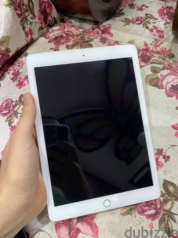 iPad الجيل السادس 1