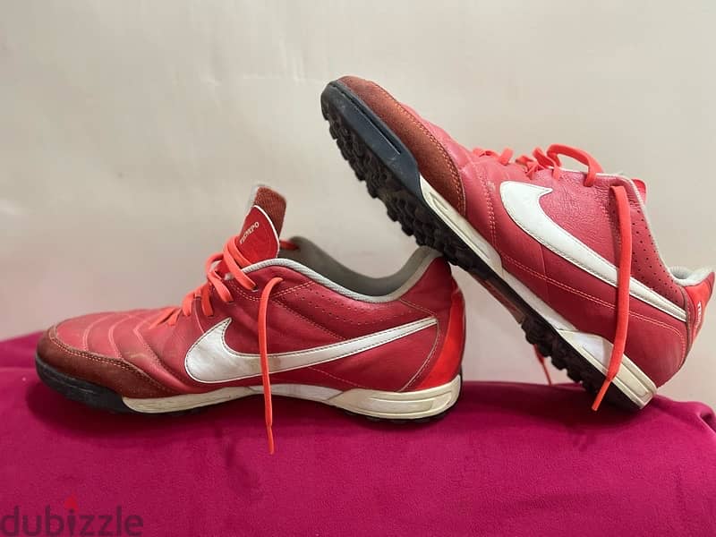 Nike tiempo orignal 46 red 4