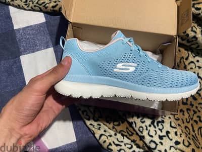 Skechers 36.5 سكيتشرز