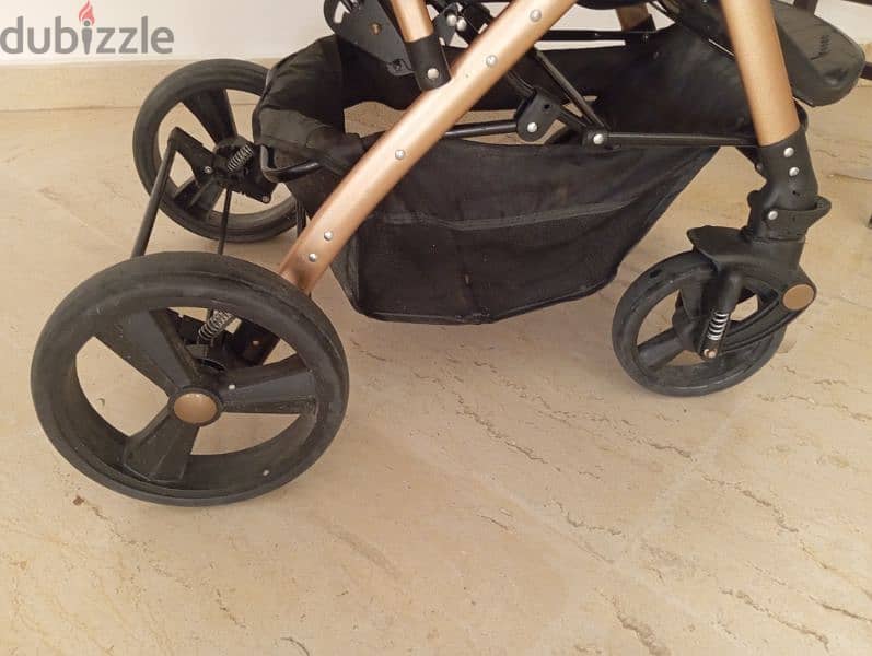 baby stroller like new سيارة اطفال 8