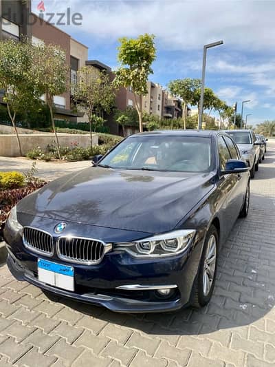 BMW 318 2019