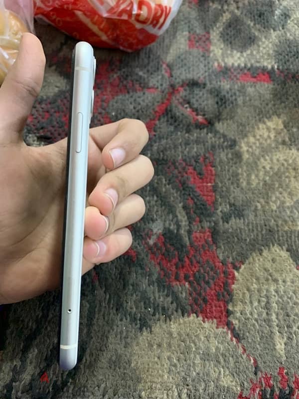 ووتر برووف iphone 11/ 128g 2