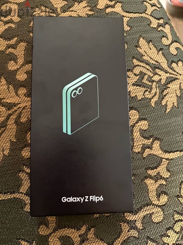 Galaxy Z flip 6, Brand new. تليفون جديد بالعلبة غير مفتوح 2