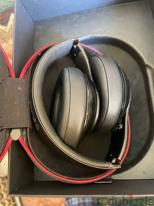 Beats Studio Wireless 6