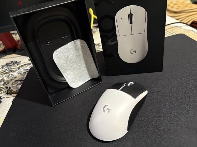 Logitech G Pro X Superlight Wireless 2