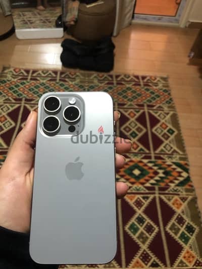 iphone 15 pro مساحة ٢٥٦ لون تيتانيوم