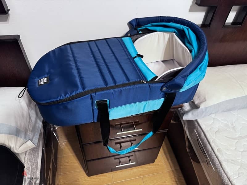 uni baby carrycot/ كارى كوت يوني بيبي 1