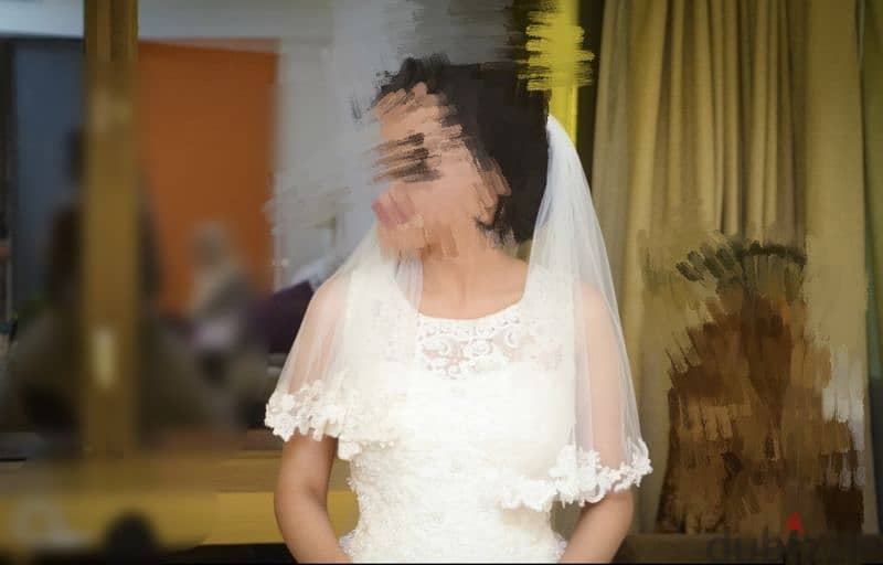 فستان زفاف للبيع مستورد استخدام ساعتين-Wedding dress 4 sale used once 1