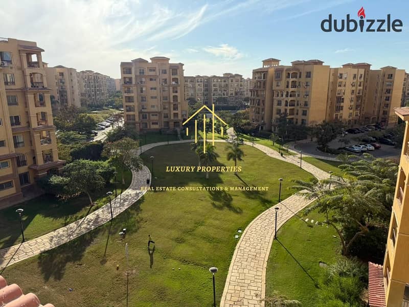 Apartment for sale at madinaty 175 meter B10 open view wide garden 0