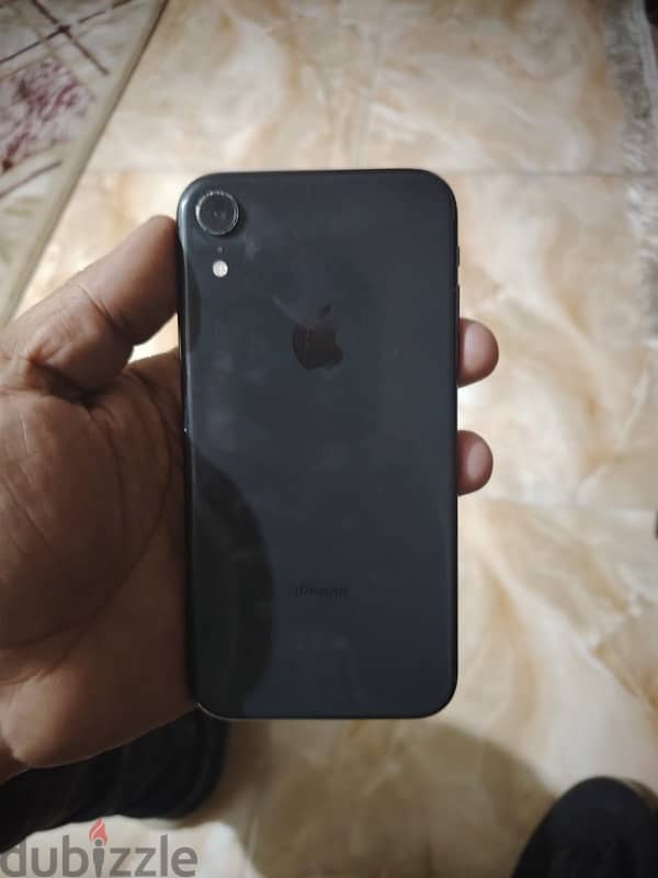 iPhone XR 1