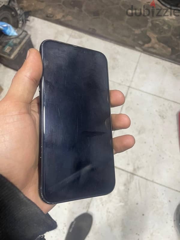 iPhone XR 5