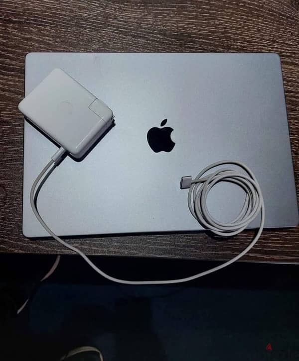 MacBook Pro M1 Max 16 inch Ram 64 2