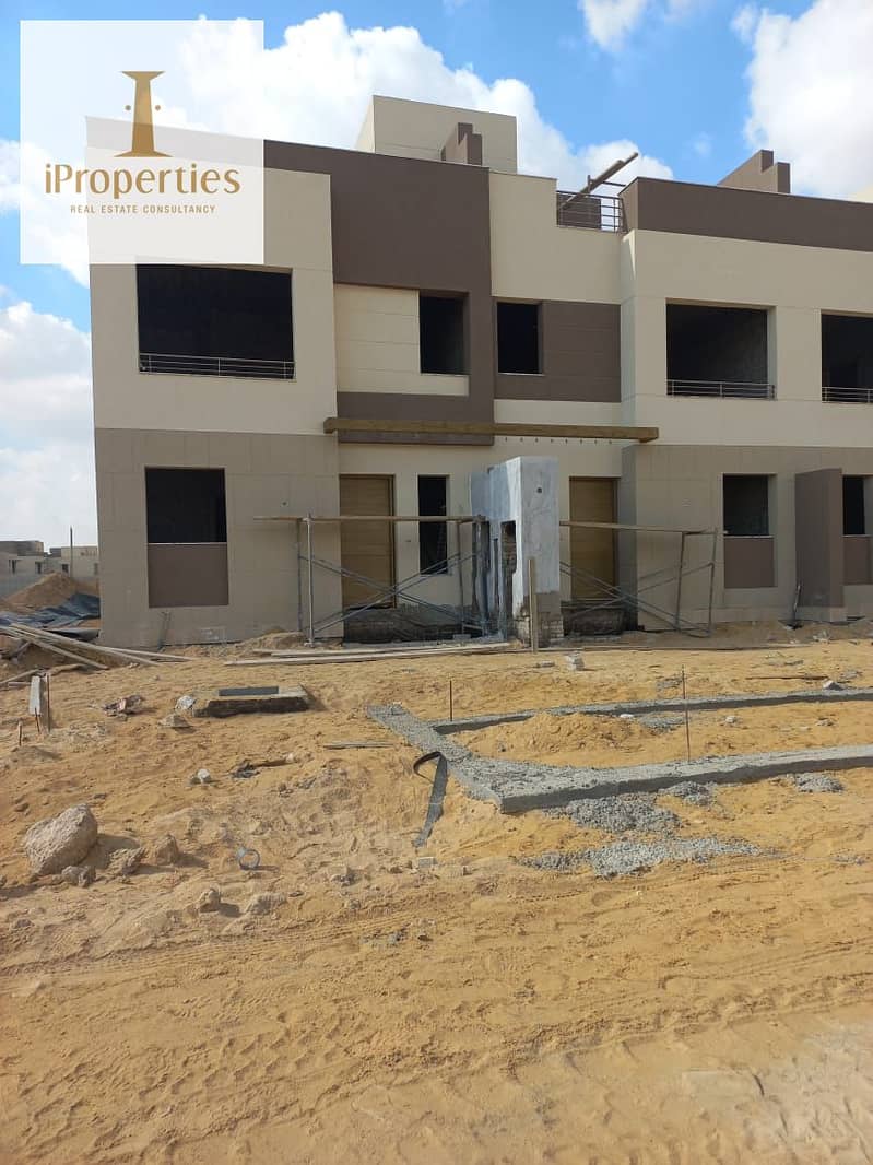 Villa Townhouse  installment Resale in Palm Hills New Cairo 0