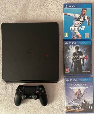 playstation 4 slim 500GB like new