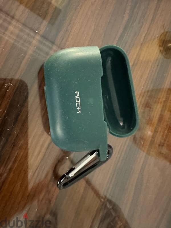 AirPods Pro case 1