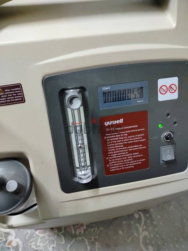 مولد اكسجين طبيYuwell١٠ لتر / دقيقة - Oxygen Concentrator 2