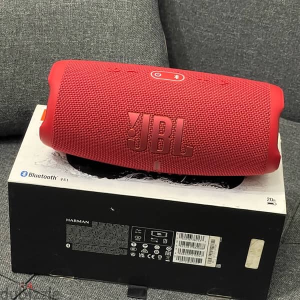 JBL CHARGE 5 like new 5