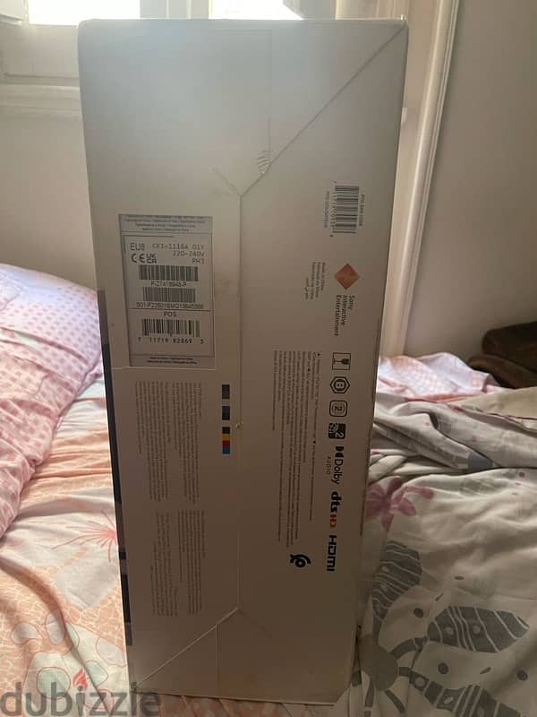 ps5 with extra charger , ps5 controller and 3 sealed games 4