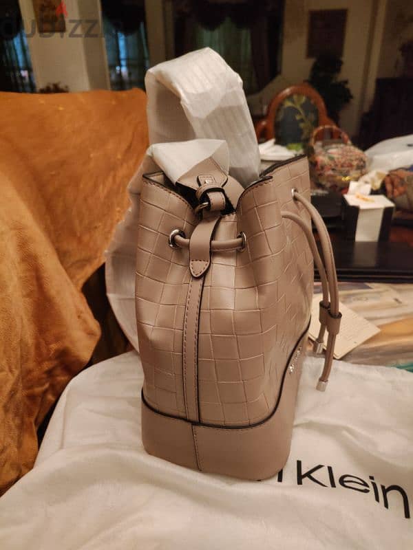 calvin Klein hand bag 1