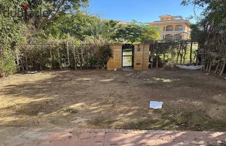 Villa for sale in Madinaty, Model H, excellent finishes, garden view, first direct sea residence, 4 bedrooms, 3 bathrooms with kitchen and air conditi