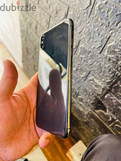 آيفون xs max 256