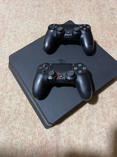 PS 4 slim