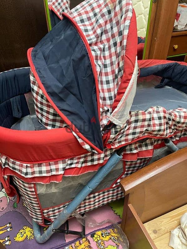 سرير أطفال للبيع جديد تماما baby bassinet brand new 1