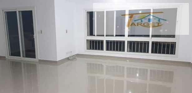 Madinaty, 200 m apartment for rent, 4 rooms, first residence, master room, 2nd floor, in B11