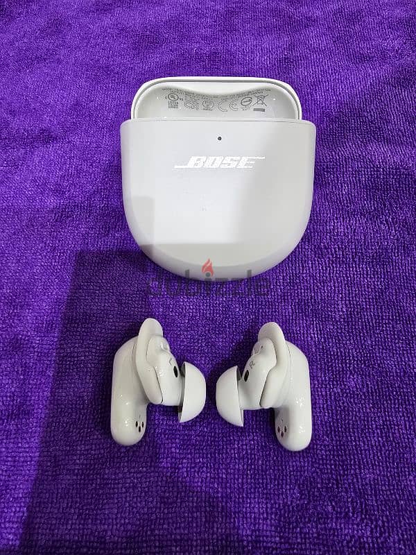 Bose QuietComfort Ultra Earbuds White Smoke 2