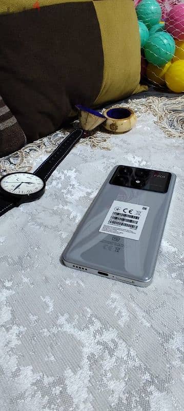 ملك الالعاب والشاشة Poco X6 pro 5g 15