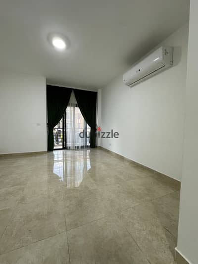 Apartment 160m semi furnished for rent in Marassem