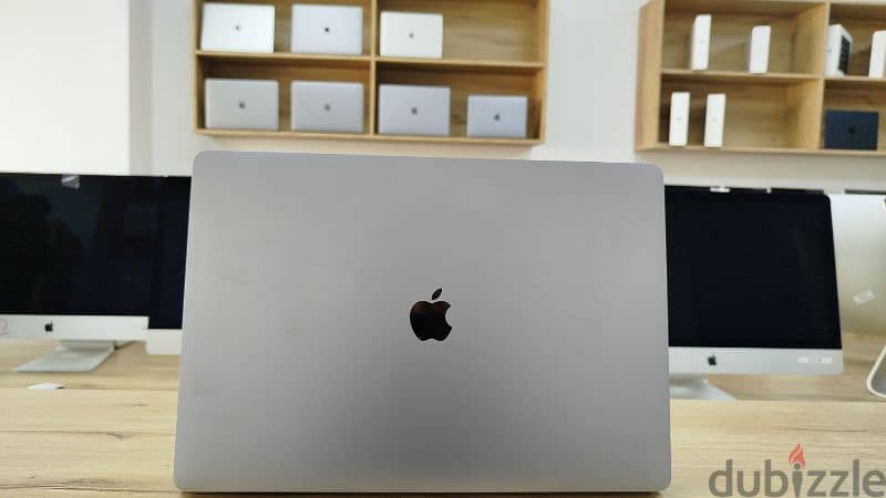 MacBook 2