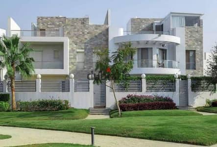 Family House Duplex with Roof for Immediate Delivery - 325 m² - Below Market Price in Cleopatra Square Compound, Sheikh Zayed