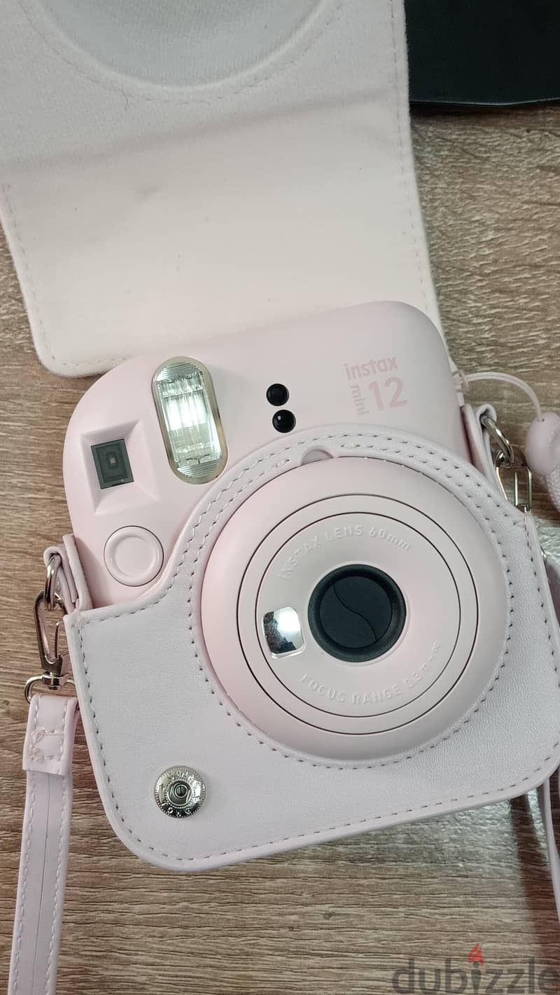 Instax Mini 12 Instant Camera – Like New! 1