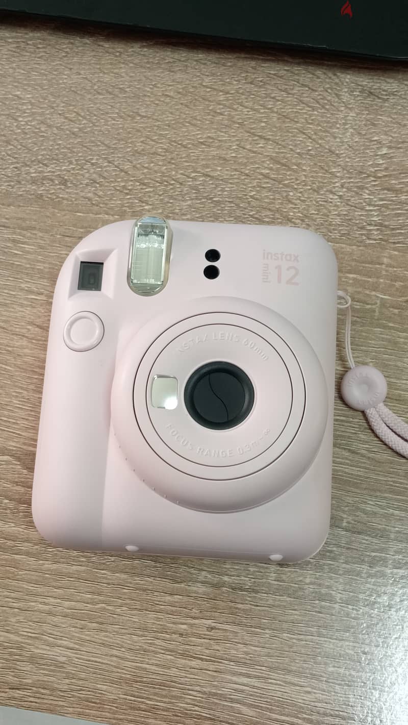 Instax Mini 12 Instant Camera – Like New! 3