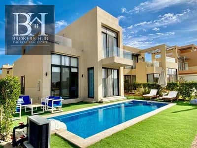 فيلا للبيع من اوراسكوم بالقرب من النادى الاهلى فى الشيخ زايد  A villa for sale by Orascom near Al Ahly Club in Sheikh Zayed.