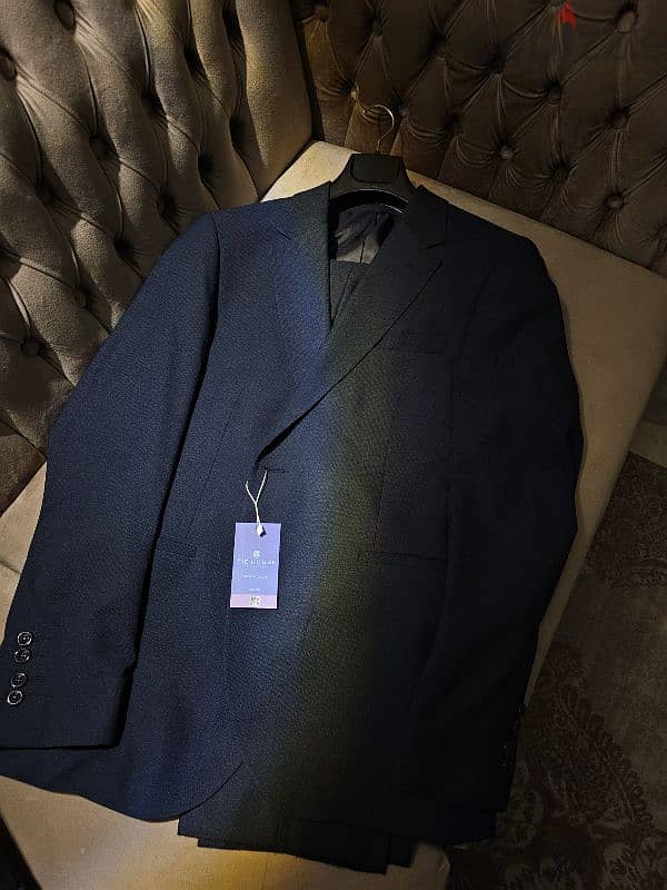 بدلة جديدة من تاى هاوس نافى بلو Navy Blue مقاس ٥٤ متاح تغيير المقاس 3