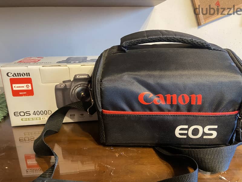 CANON EOS 4000D with box & charger & bag 3