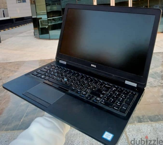 dell latitude e5570 1