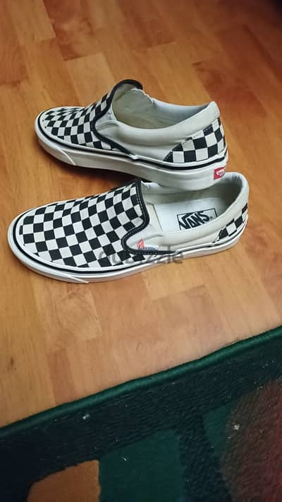 Vans black and white checkered 98 style shoes